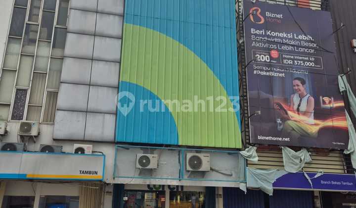 For Sale 2 Shophouses Suitable for Business Premises 2