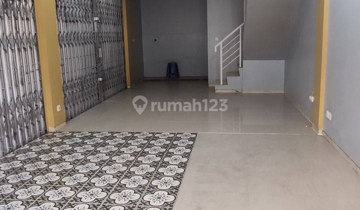 Ruang Usaha kuliner di Pasar 8  2