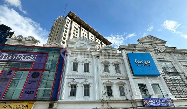 Disewakan Ruko Boulevard Gandeng Samping Sms, Lokasi Sangat Strategis Disewakan Ruko Boulevard Gandeng Samping Sms, Lokasi Sangat Strategis