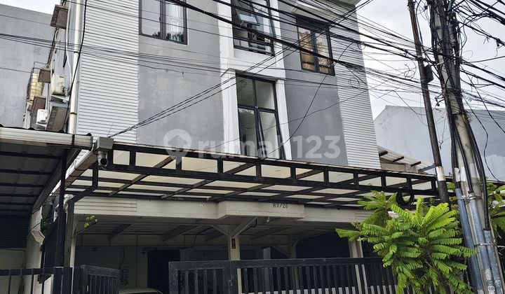 Kost Sunter Siap Huni Dijual, Lokasi Strategis