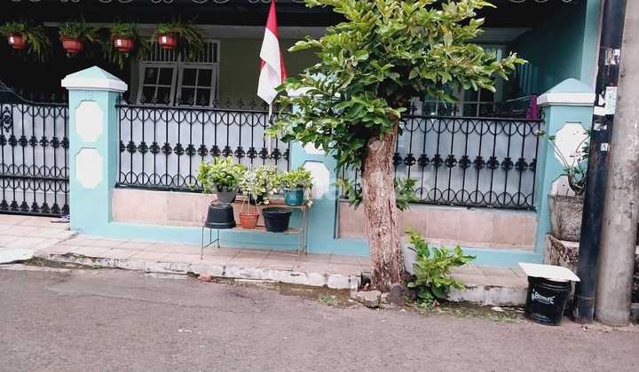 *Di jual Rumah Perumahan Pamulang Permai 2, Kota Tangerang Selatan.*