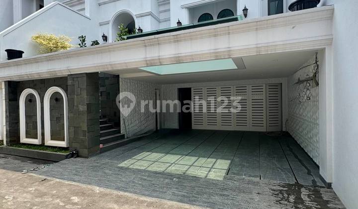 FOR SALE BRAND NEW MODERN CLASSIC HOUSE BY EMPORIO ARCHITEO - CILANDAK - SOUTH JAKARTA