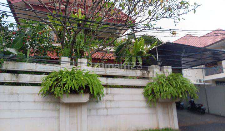 For Rent House di Sewakan Rumah Dua Lantai Luas Fasilitas Kolam Renang Kemang Selatan Jakarta Selatan