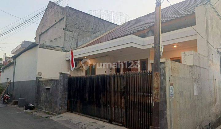 Rumah 1 Lantai Di Pecinan Tengah Kota Area Komersil  Semarang #9395 1