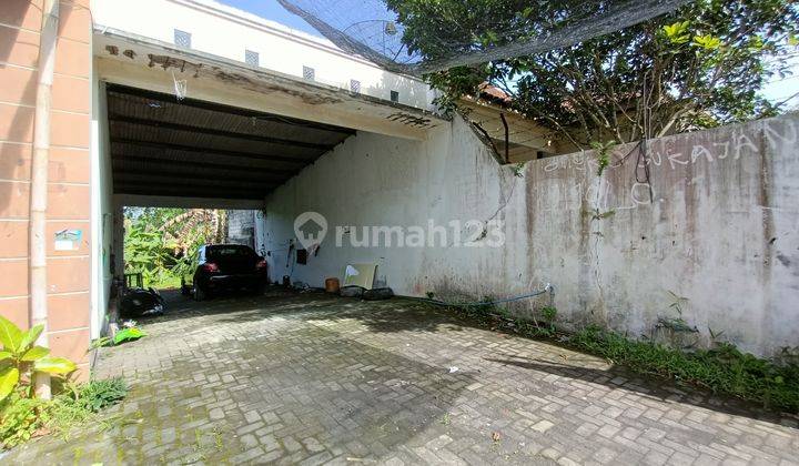 Disewakan rumah 1 lantai halaman sangat luas di Salatiga dekat UKSW dan jalan lingkar 5