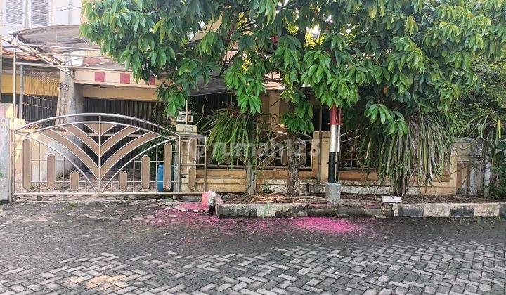 Rumah tengah kota di Semarang Indah dekat The Park Mall dan bandara 1