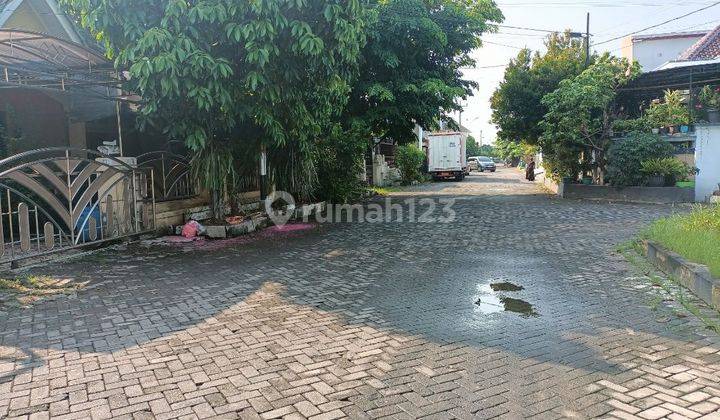 Rumah tengah kota di Semarang Indah dekat The Park Mall dan bandara 2