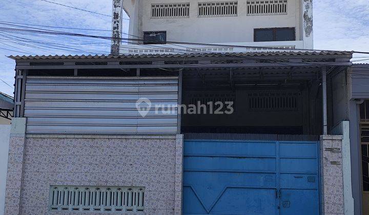 Rumah/ruko Sewa 3 Lantai 250m Dari Jalan Dr Cipto semarang 1