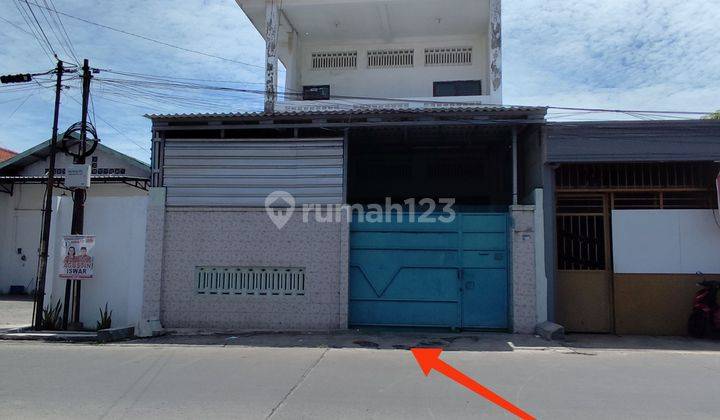 Rumah/ruko Sewa 3 Lantai 250m Dari Jalan Dr Cipto semarang 2