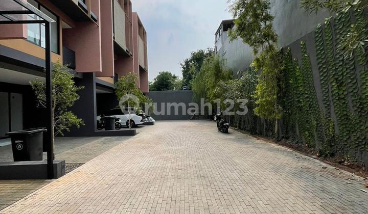Rumah Townhouse Ampera Cilandak Lokasi Strategis Jarang Ada 2