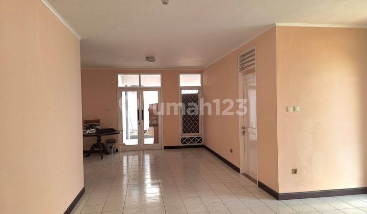 Rumah Lokasi Sangat Strategis dekat Blok M dan Pasar Mayestik Jarang Ada 2