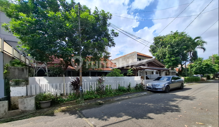 Rumah Lama Hitung Tanah Dalam Komplek di Terogong Jakarta Selatan Rumah Lama Hitung Tanah Dalam Komplek di Terogong Jakarta Selatan