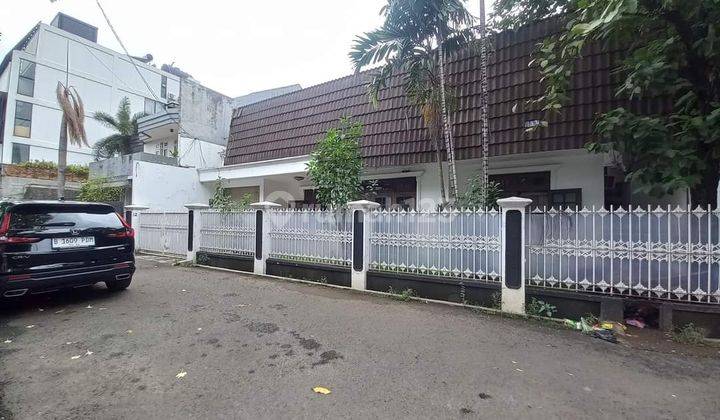 Rumah Dijual Hitung Tanah di Kemang Jarang Ada Lokasi Strategis 1