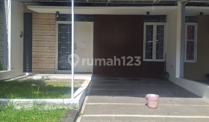 Rumah Siap Huni Dekat Tol di Sommerville Taman Kopo Indah V Bandung 2