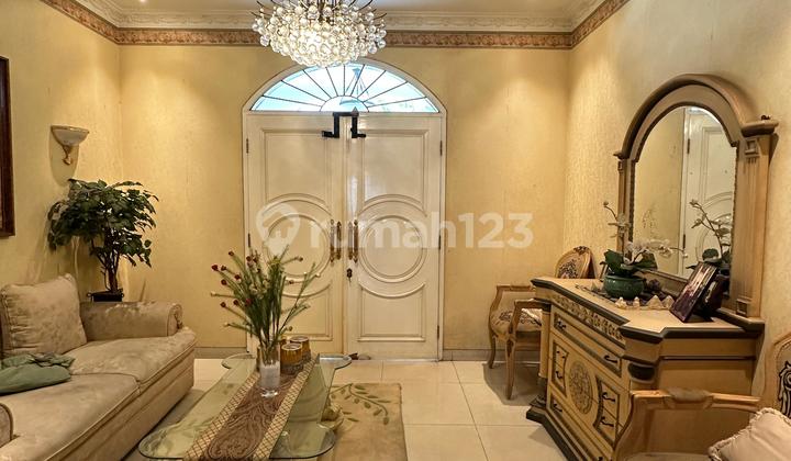 Rumah Dalam Komplek Elit Lokasi Strategis di Lebak Bulus 2