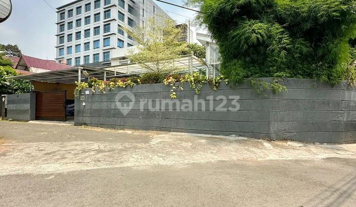 Rumah di Ragunan Lokasi Sangat Strategis Design Tropical Resort House 2