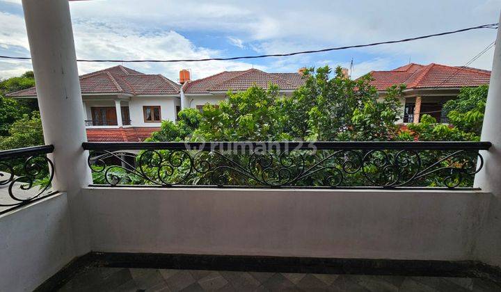 Rumah Bagus Mewah Ada Kolam Renang di Pangkalan Jati Jaksel 2