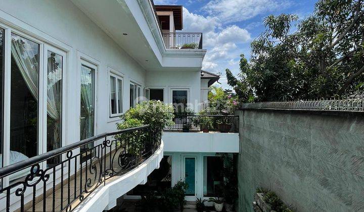 Rumah Bagus Siap Huni di Kebayoran Baru Dekat Senayan 2