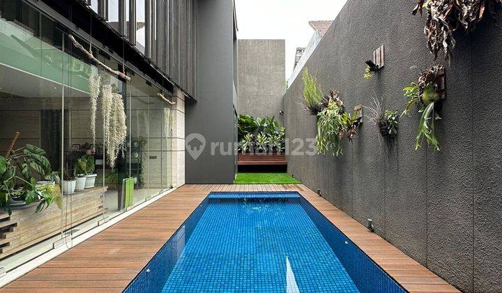 Rumah Sangat Bagus Siap Huni di Kebayoran Baru Jaksel Turun Harga 1