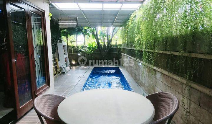 Rumah Bagus Murah Ada Pool di Pejaten 1