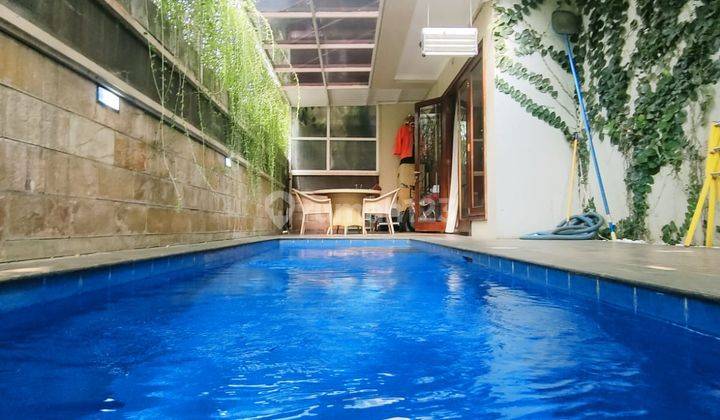 Rumah Bagus Murah Ada Pool di Pejaten 2