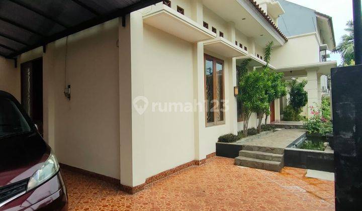 Turun Harga Rumah Besar Siap Huni Seperti Villa di Gandaria  2