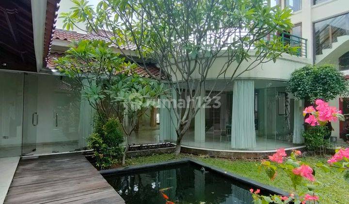 Turun Harga Rumah Besar Siap Huni Seperti Villa di Gandaria  2