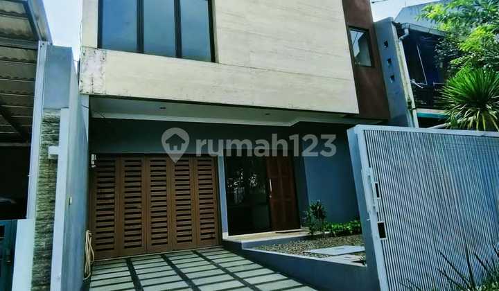Rumah Pondok Indah Semi Furnished Lokasi Strategis Jarang Ada