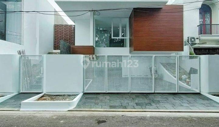 Rumah Mewah 4 Lantai di Pondok Indah Lokasi Strategis Ada Lift 1