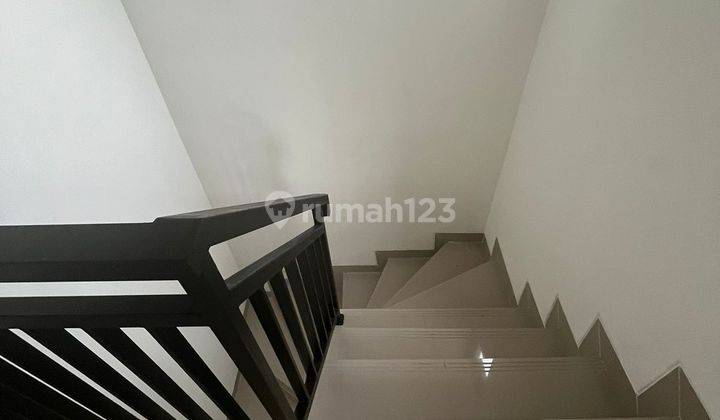 Rumah Minimalis Townhouse Rumaitha 2 Cirendeu Dekat Mrt Lebak Bulus  2