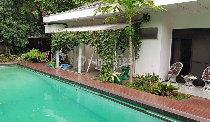 Rumah Tanah Luas di Kemang Turun Harga Lokasi Bagus 1