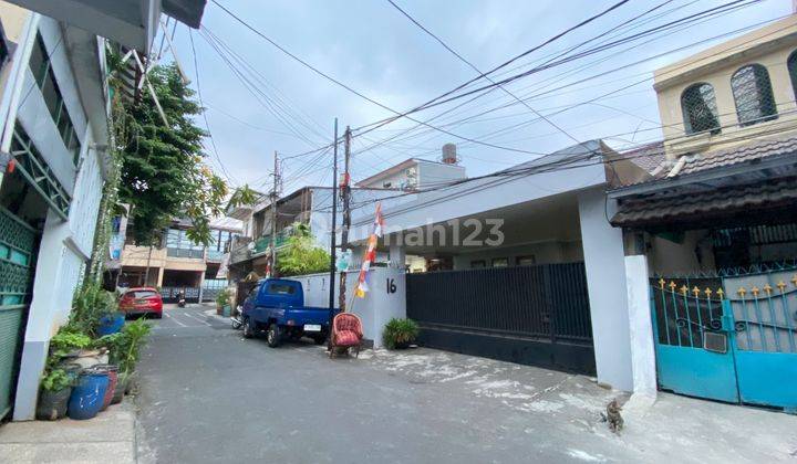 Nego Sampai Jadi Rumah  Cepat di Radio Lama Kebayoran Baru Lebar Jalan 2 Mobil 1