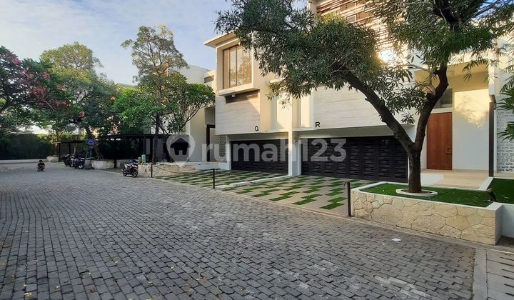 Rumah Baru di Dalam Townhouse Ampera Design Bagus Tanah Luas 1