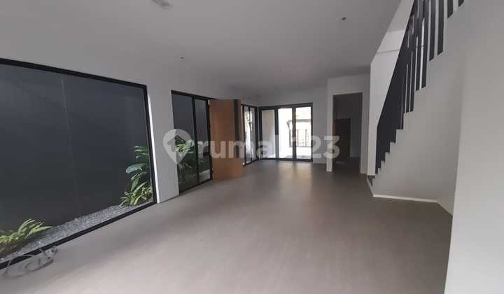 New House Good Design in Cipete - Kemang Area Very Rarely Available 2