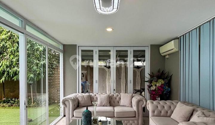 Modern Luxury House in Veteran Bintaro Comfortable Neighborhood Strategic Location 2