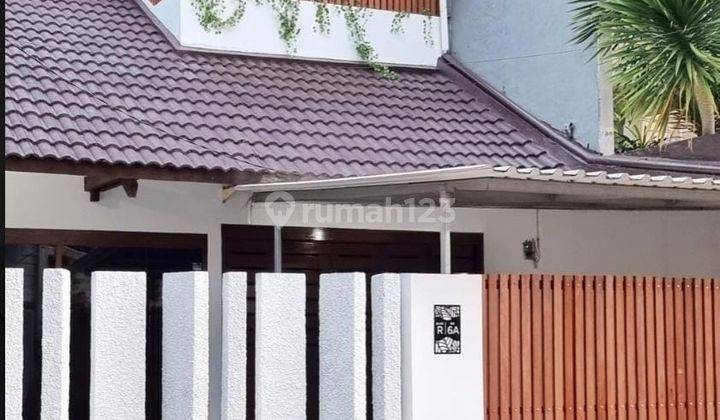 For Sale Rumah Terawat Lokasi Strategis di Lebak Bulus  1