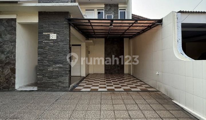Rumah Terawat Siap Huni di Kebayoran Lama Jarang Ada 2