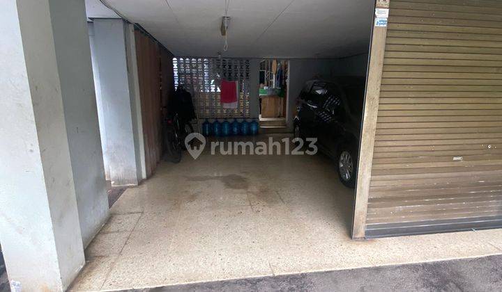 Rumah di Kebayoran Baru Strategis Jarang Ada Nego Sampai Jadi 2