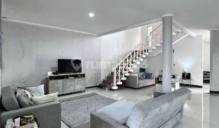 Spacious Landed House in Cipete Below Market Price Rare Find Spacious Landed House in Cipete Below Market Price Rare Find