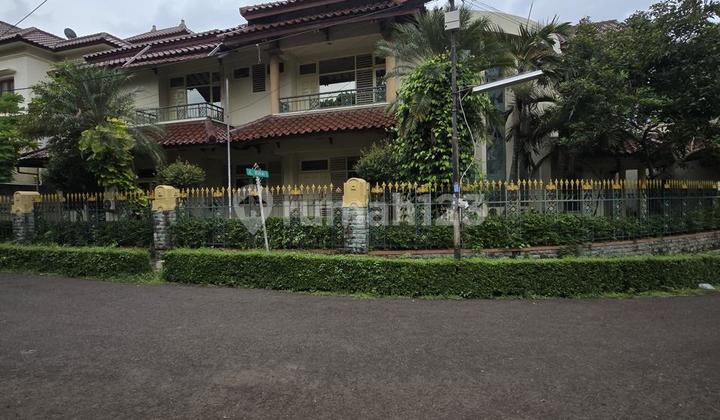Rumah dijual dekat harga NJOP Di Bintaro Sektor 1 Nego Sampai Jadi 2