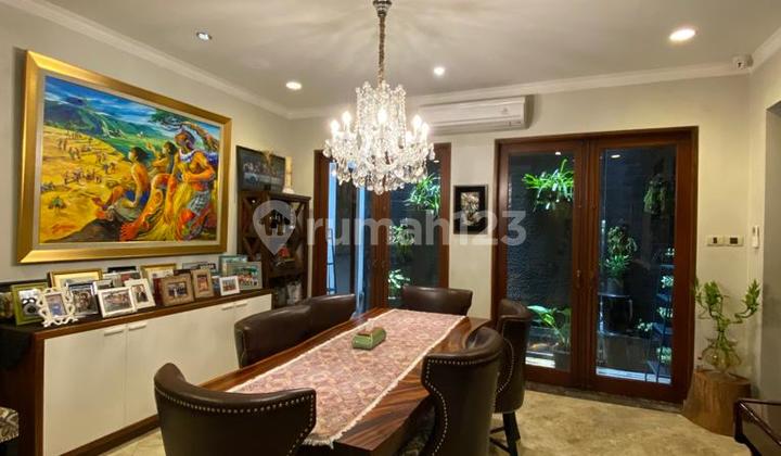 Rumah Lokasi Strategis di Kebayoran Baru Area Elit Sangat Jarang Ada Rumah Lokasi Strategis di Kebayoran Baru Area Elit Sangat Jarang Ada