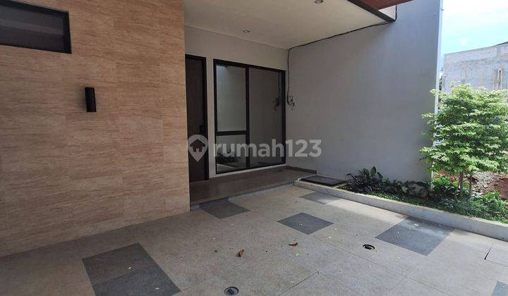 Rumah Baru di Cluster Eksklusif di Lebak Bulus Hanya 5 menit ke MRT Jarang Ada 2