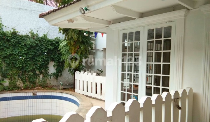 Rumah Klasik Area Elit Selong Kebayoran Baru Jalam Mataram