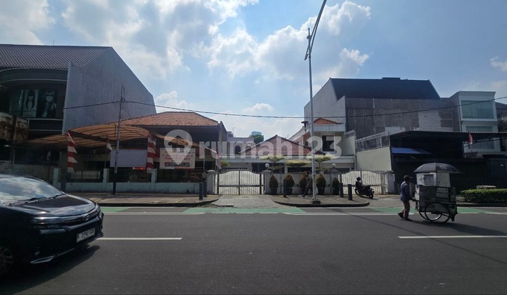Rumah Hitung Tanah Cocok untuk Kantor Cafe dan Tempat Usaha Kebayoran Baru Lokasi Strategis Rumah Hitung Tanah Cocok untuk Kantor Cafe dan Tempat Usaha Kebayoran Baru Lokasi Strategis