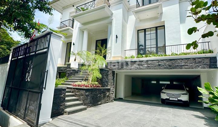 Full Furnished Rumah Lokasi Strategis Jarang Ada di Kemang Dalam 1