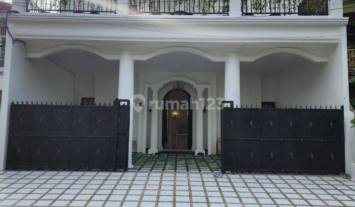 Rumah Brand New Design Classic di Pondok Indah Sangat Jarang Ada 1