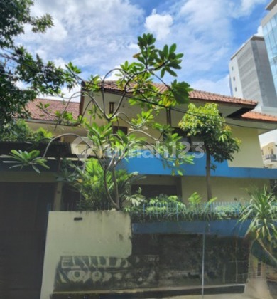 Rumah selangkah ke SCBD Senopati Astha 8 District di Jalan Tulodong Jarang Ada Rumah selangkah ke SCBD Senopati Astha 8 District di Jalan Tulodong Jarang Ada