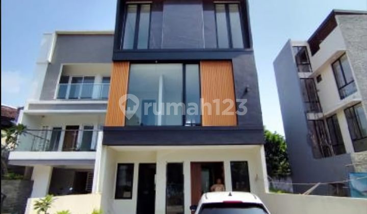 Rumah Mewah Baru di Cilandak Sangat Jarang Ada Lokasi Super Strategis