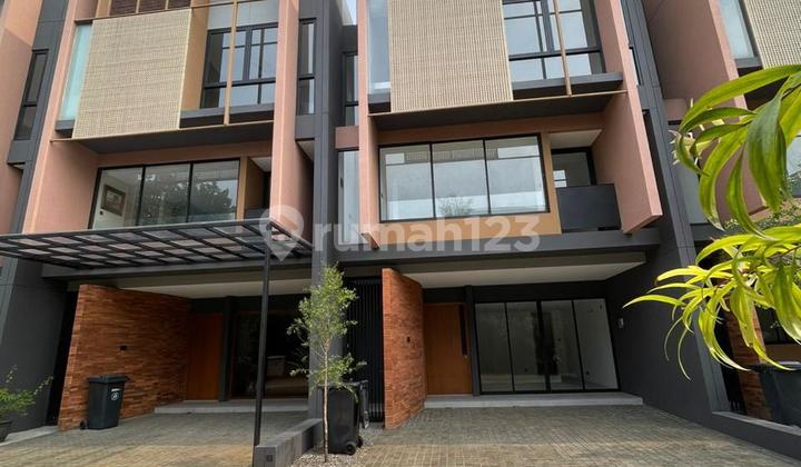 Rumah Townhouse Ampera Cilandak Lokasi Strategis Jarang Ada