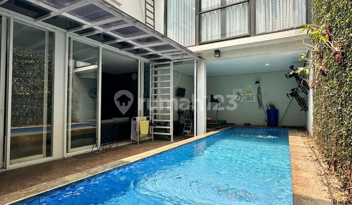 Rumah di Ragunan Lokasi Sangat Strategis Design Tropical Resort House Rumah di Ragunan Lokasi Sangat Strategis Design Tropical Resort House